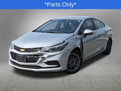 Used 2017 Chevrolet Cruze LT w/ Convenience Package FWD image 1