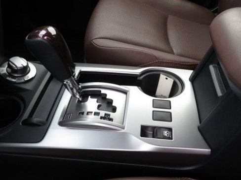 Used 2023 Toyota 4Runner Limited image 18