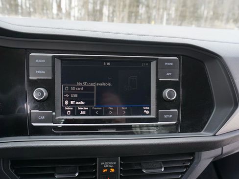 Used 2019 Volkswagen Jetta R-Line image 16