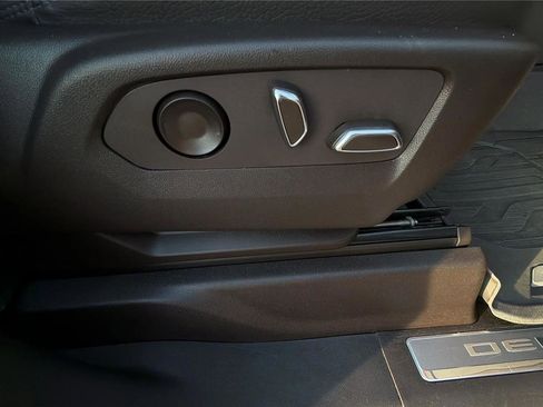 Used 2022 GMC Sierra 1500 Denali image 28