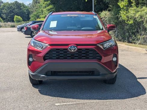 Certified 2021 Toyota RAV4 XLE FWD image 8