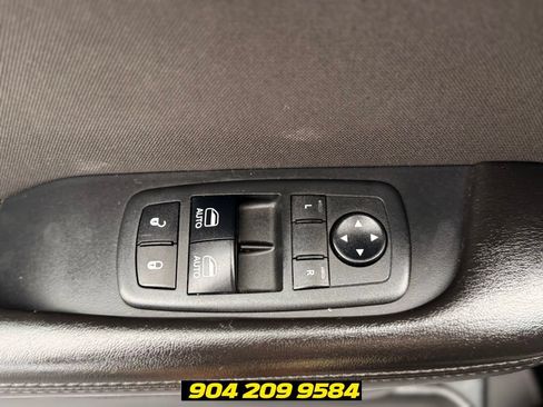 Used 2018 Dodge Challenger R/T w/ Performance Handling Group RWD image 17