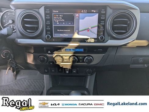 Used 2022 Toyota Tacoma SR5 w/ Trail Edition image 18