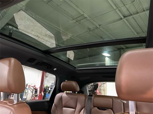 Used 2018 Audi Q7 3.0T Prestige w/ Prestige Package image 21