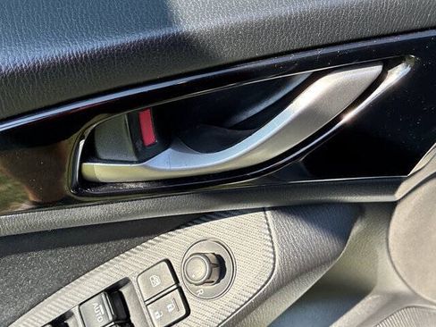Used 2014 MAZDA MAZDA3 i Touring FWD image 9