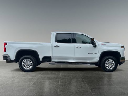 Used 2024 Chevrolet Silverado 2500 LTZ w/ LTZ Plus Package image 8