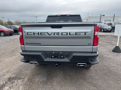 Used 2026 Chevrolet Silverado 1500 LT Trail Boss w/ LT Trail Boss Premium Package AWD/4WD image 3