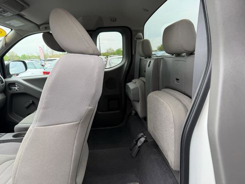 Used 2019 Nissan Frontier S image 15