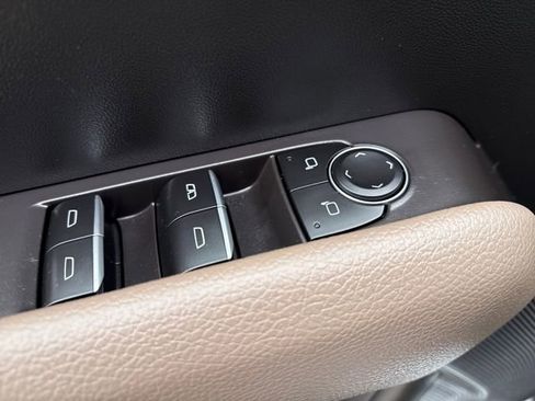 Used 2026 GMC Canyon Denali image 15