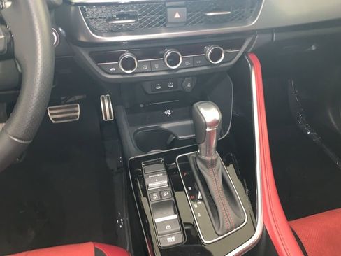 Used 2025 Acura ADX A-Spec image 18