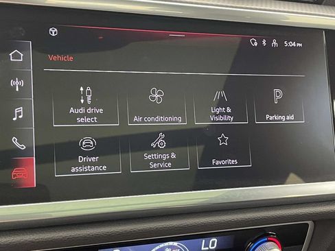 Certified 2025 Audi Q3 2.0T Premium w/ Convenience Package AWD/4WD image 28