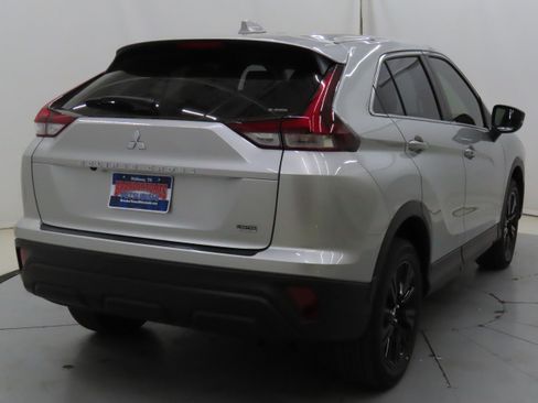 New 2025 Mitsubishi Eclipse Cross LE image 3