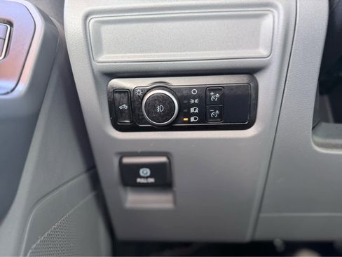 Used 2023 Ford F150 XLT image 23