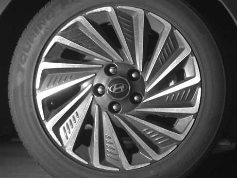 Used 2025 Hyundai Sonata SEL FWD image 13