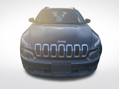 Used 2015 Jeep Cherokee Latitude w/ Cold Weather Group image 6