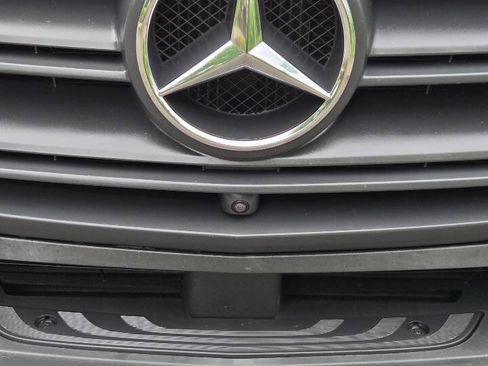 Used 2019 Mercedes-Benz Sprinter 144 image 35