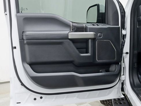 Used 2020 Ford F150 Raptor w/ Equipment Group 802A Luxury image 34