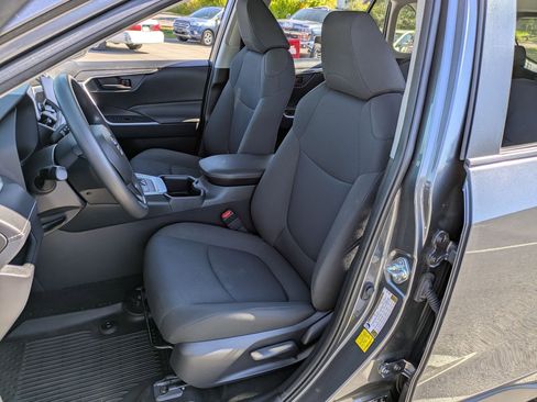 Certified 2023 Toyota RAV4 LE image 7