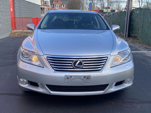 Used 2010 Lexus LS 460 AWD image 2