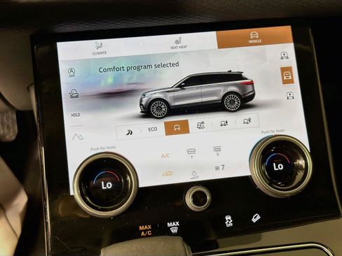 Certified 2023 Land Rover Range Rover Velar S AWD/4WD image 16