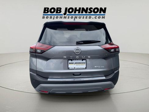 Used 2023 Nissan Rogue SV AWD/4WD image 4
