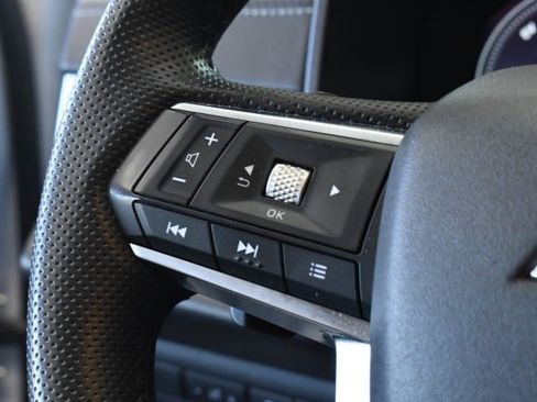 Used 2023 Mitsubishi Outlander Ralliart AWD/4WD image 39