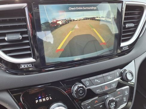 New 2026 Chrysler Voyager LX image 18