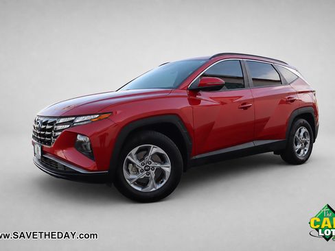 Used 2022 Hyundai Tucson SEL w/ Cargo Package AWD/4WD image 2