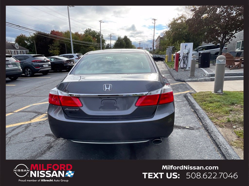 Used 2015 Honda Accord EX image 4