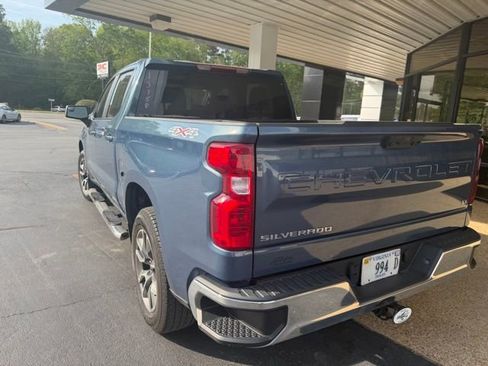 Used 2024 Chevrolet Silverado 1500 LT AWD/4WD image 6