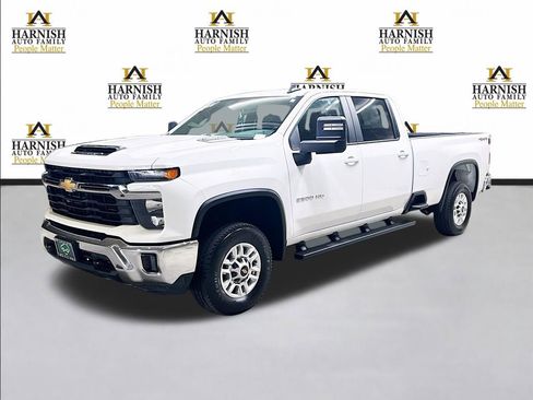 Used 2025 Chevrolet Silverado 2500 LT w/ Convenience Package AWD/4WD image 1