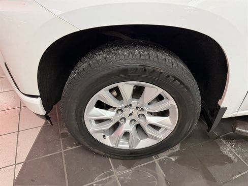 Used 2019 Chevrolet Silverado 1500 Custom w/ Custom Value Package image 33