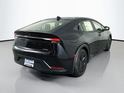 New 2026 Toyota Prius Plug-In Hybrid FWD image 7