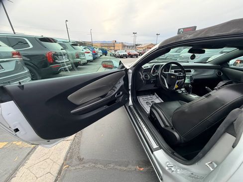 Used 2015 Chevrolet Camaro SS w/ RS Package image 9