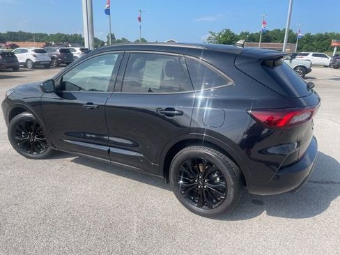 Used 2025 Ford Escape ST-Line Elite AWD/4WD image 6