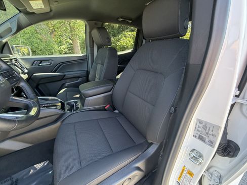Used 2025 GMC Canyon Elevation w/ Convenience Package RWD image 16