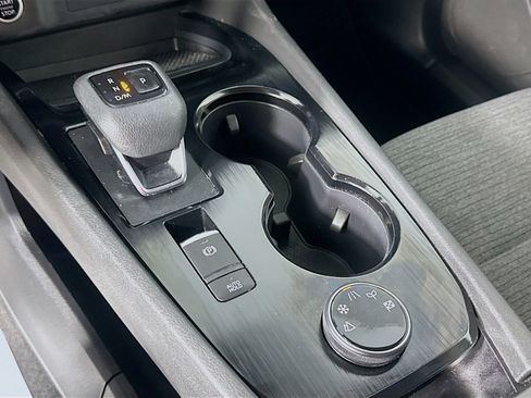 Used 2022 Nissan Rogue SV AWD/4WD image 15