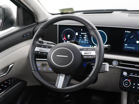 Certified 2026 Hyundai Tucson Limited AWD/4WD image 14