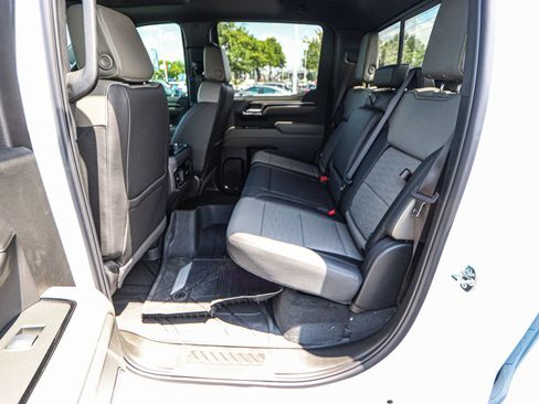 New 2025 Chevrolet Silverado 1500 ZR2 w/ Technology Package image 18