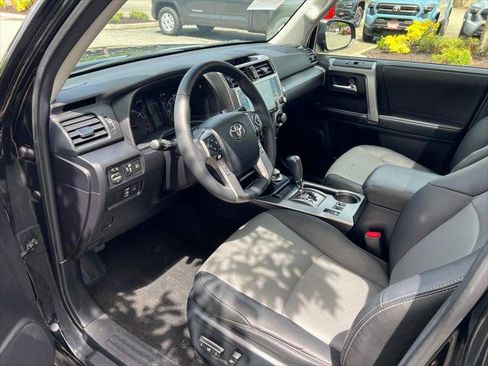 Certified 2022 Toyota 4Runner SR5 Premium w/ Moonroof Package AWD/4WD image 12