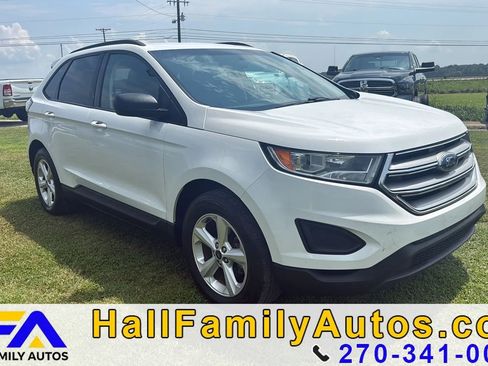 Used 2018 Ford Edge SE FWD image 3
