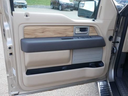 Used 2011 Ford F150 Lariat w/ Lariat Chrome Pkg AWD/4WD image 17