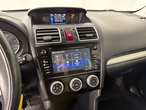 Used 2016 Subaru Forester 2.5i Premium w/ All-Weather Package AWD/4WD image 15