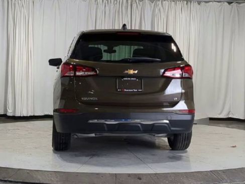 Used 2023 Chevrolet Equinox LT FWD image 9