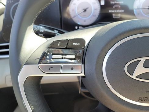 New 2026 Hyundai Elantra Limited FWD image 7