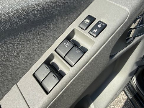 Used 2019 Nissan Frontier SV w/ Value Truck Package image 14