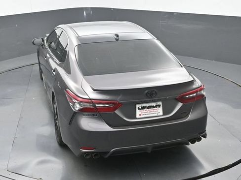 Used 2022 Toyota Camry XSE FWD image 15