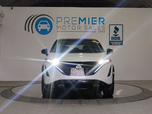 Used 2024 Nissan Ariya AWD image 3