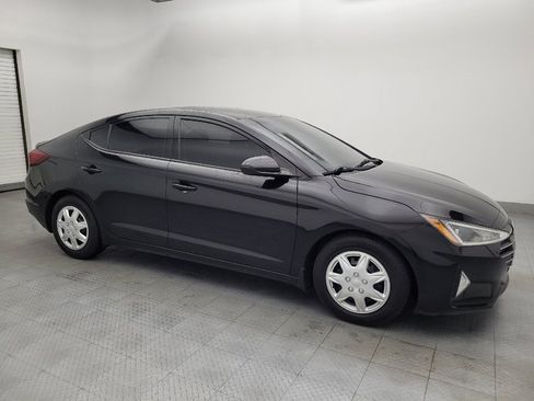 Used 2019 Hyundai Elantra SE w/ Cargo Package FWD image 11