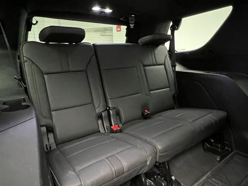 Used 2024 Chevrolet Tahoe RST w/ RST Performance Edition image 9